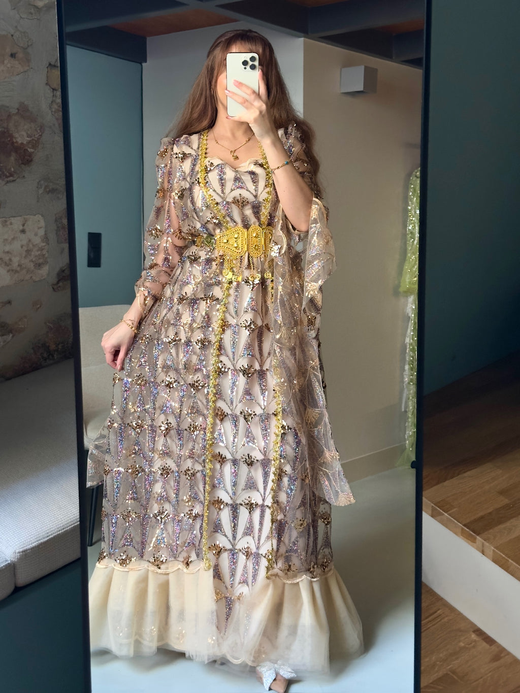 Zêrîn, Champagne & Gold Kurdish Gown